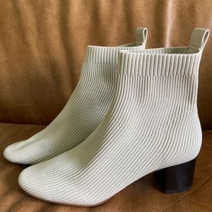 Everlane glove boots